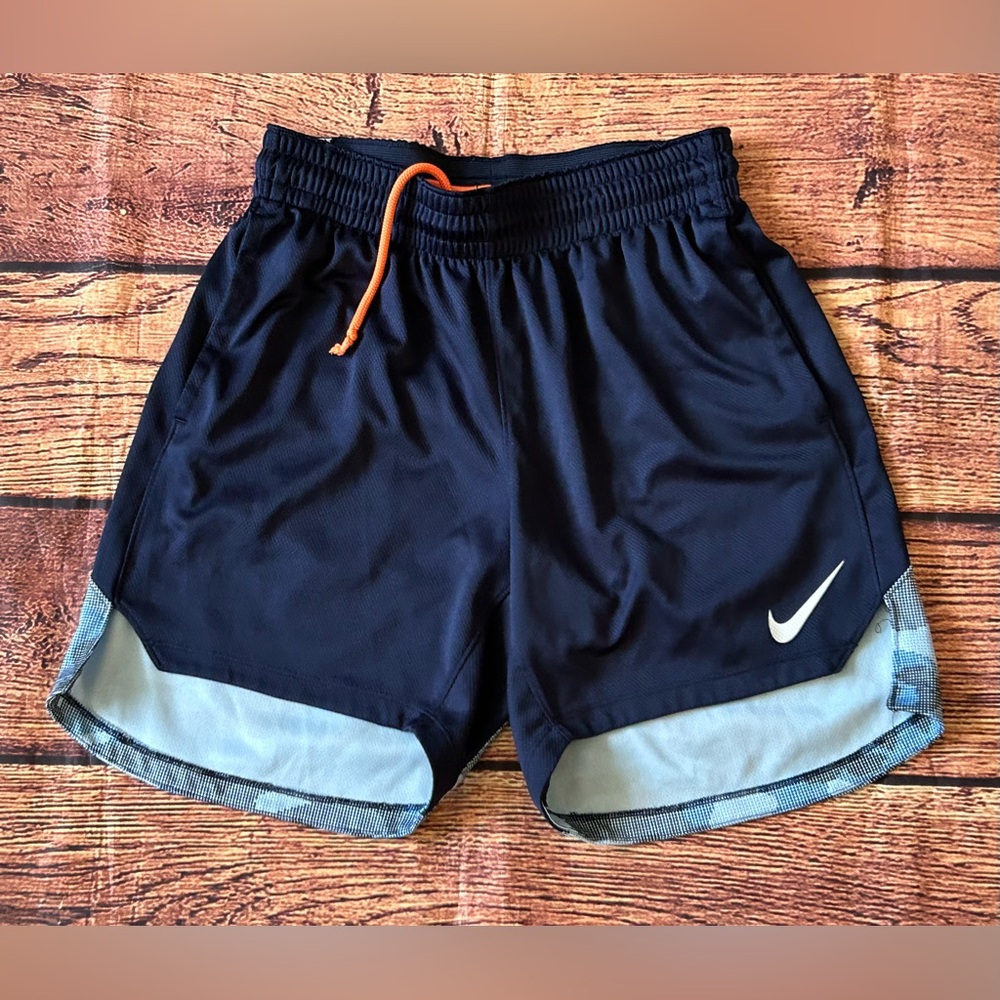 Nike Dri-Fit‎ Men's Navy and Light Blue Athletic Shorts